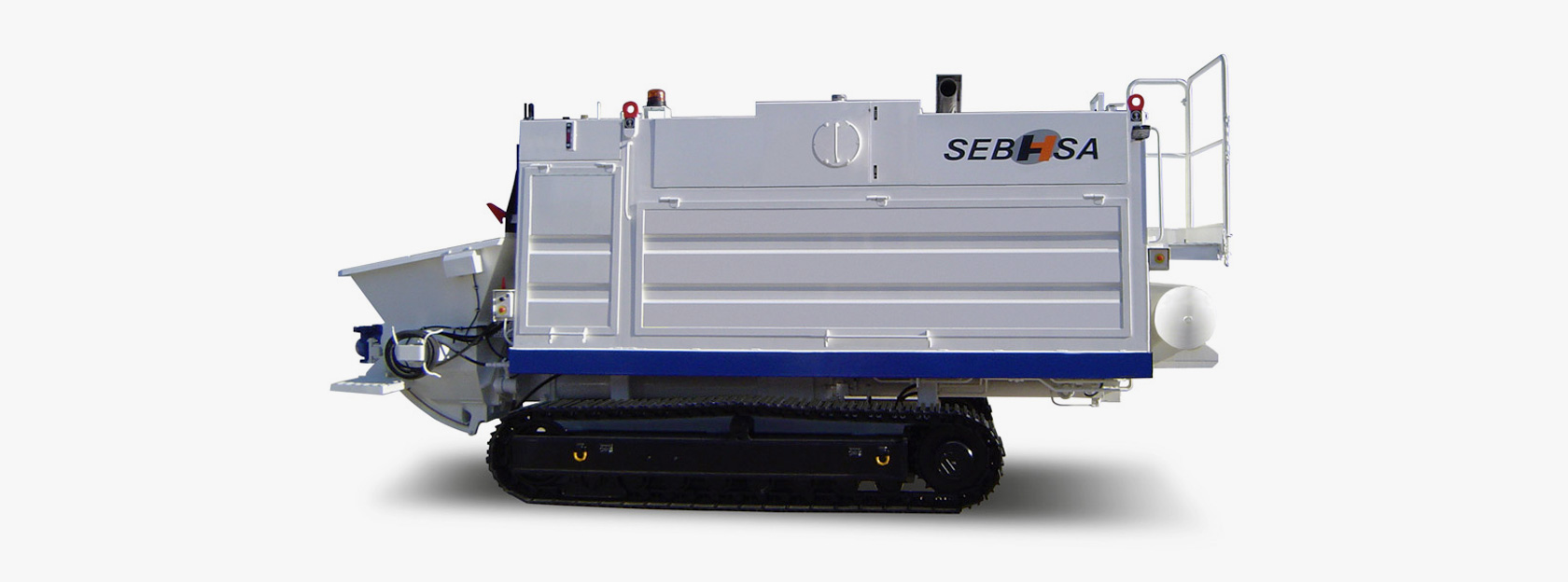 The SEBHSA BD-3117.OR tracked pump is configured to achieve maximum productivity from its highly efficient, low emission engine.